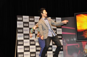 立花胡桃さんの圧倒的な勝利！？ローラさん、佐藤かよさんも悔しがる…！Xbox 360「Dance Central」発売記念イベントを東京・渋谷で開催の画像51