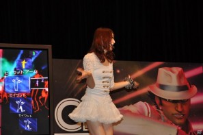 立花胡桃さんの圧倒的な勝利！？ローラさん、佐藤かよさんも悔しがる…！Xbox 360「Dance Central」発売記念イベントを東京・渋谷で開催の画像66