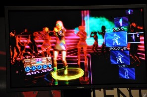 立花胡桃さんの圧倒的な勝利！？ローラさん、佐藤かよさんも悔しがる…！Xbox 360「Dance Central」発売記念イベントを東京・渋谷で開催の画像73