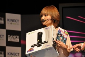 立花胡桃さんの圧倒的な勝利！？ローラさん、佐藤かよさんも悔しがる…！Xbox 360「Dance Central」発売記念イベントを東京・渋谷で開催の画像78