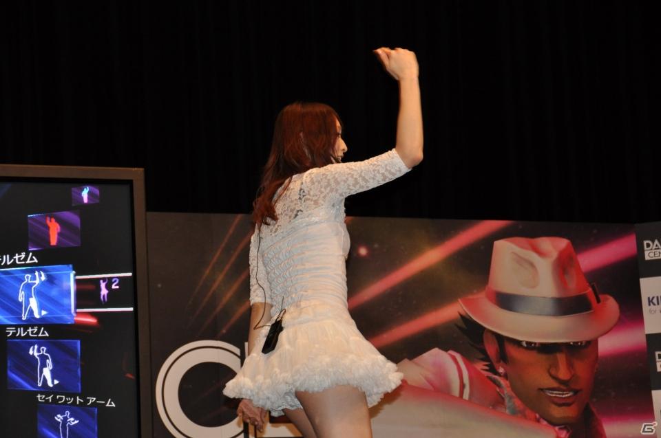 立花胡桃さんの圧倒的な勝利！？ローラさん、佐藤かよさんも悔しがる…！Xbox 360「Dance Central」発売記念イベントを東京・渋谷で開催の画像64