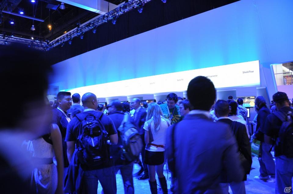 【E3 2011】Nintendoブースでは3DSやWiiの新作タイトルや発表されたばかりの「Wii U」が試遊出展の画像40