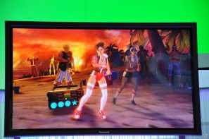 【E3 2011】人間はやっぱりダンスが大好き！Kinect対応タイトルの可能性広がる展示が魅力！「GOW3」の対戦も熱いMicrosoftブースレポートの画像46