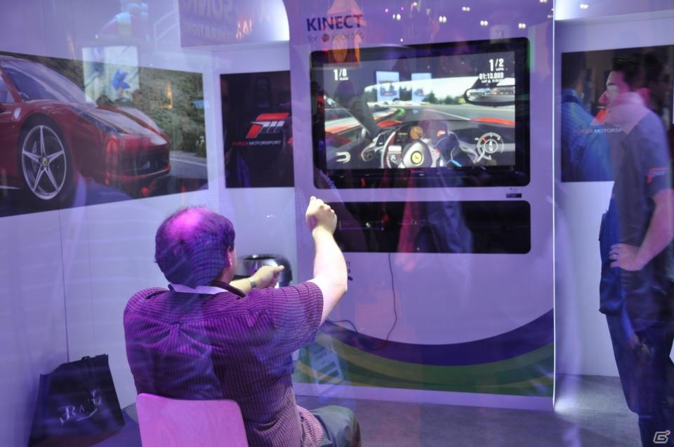 【E3 2011】人間はやっぱりダンスが大好き！Kinect対応タイトルの可能性広がる展示が魅力！「GOW3」の対戦も熱いMicrosoftブースレポートの画像13