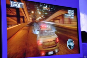 【E3 2011】巨大なスクリーンで映し出される映像に釘付け！「マスエフェクト3」「バトルフィールド3」の試遊には大行列がの画像32
