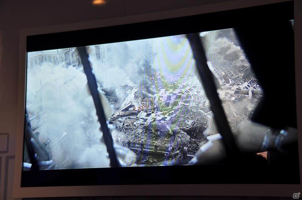 【E3 2011】巨大なスクリーンで映し出される映像に釘付け！「マスエフェクト3」「バトルフィールド3」の試遊には大行列がの画像120
