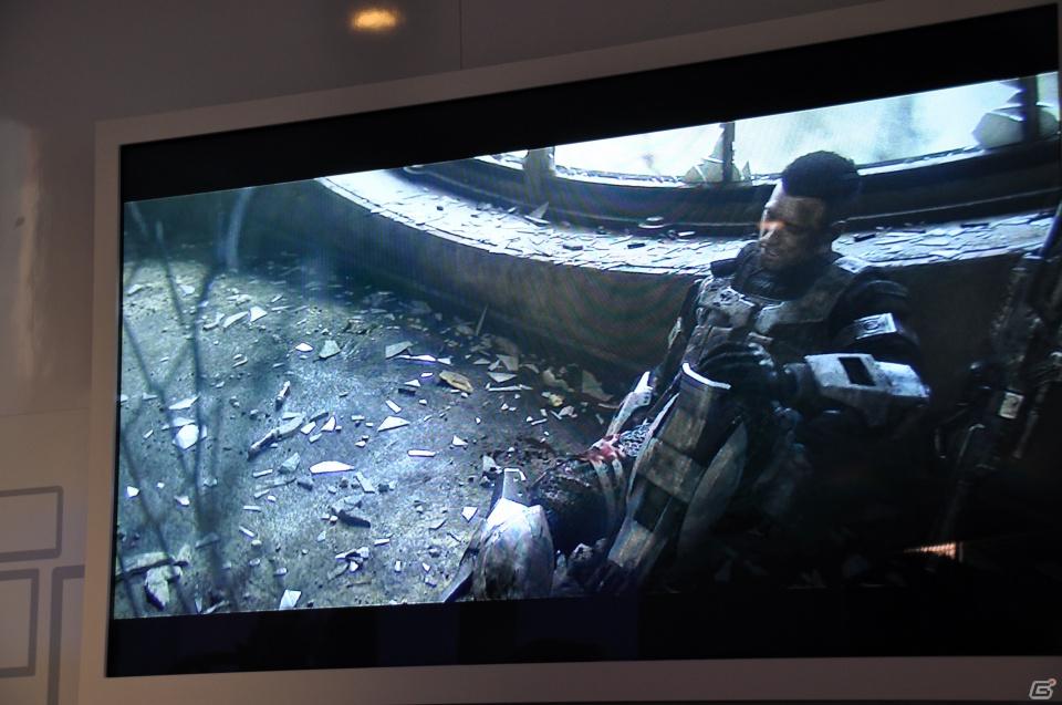 【E3 2011】巨大なスクリーンで映し出される映像に釘付け！「マスエフェクト3」「バトルフィールド3」の試遊には大行列がの画像121