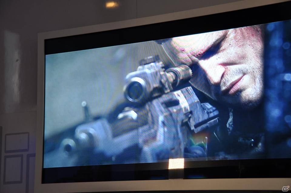 【E3 2011】巨大なスクリーンで映し出される映像に釘付け！「マスエフェクト3」「バトルフィールド3」の試遊には大行列がの画像133