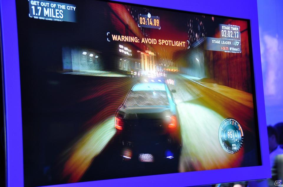 【E3 2011】巨大なスクリーンで映し出される映像に釘付け！「マスエフェクト3」「バトルフィールド3」の試遊には大行列がの画像25