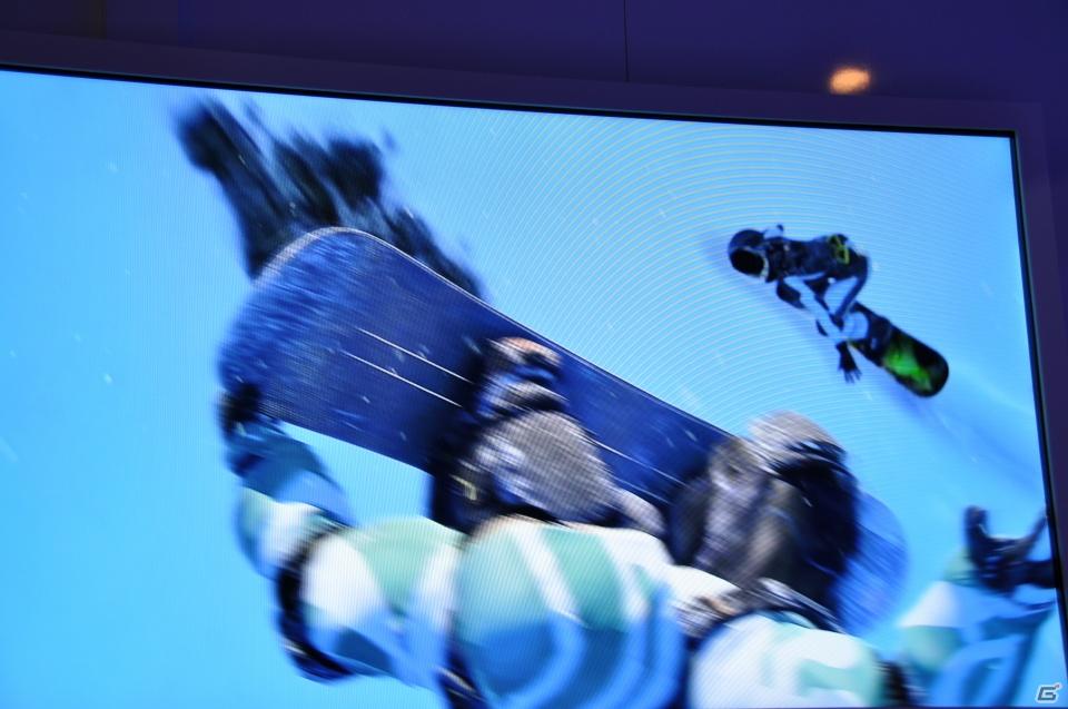 【E3 2011】巨大なスクリーンで映し出される映像に釘付け！「マスエフェクト3」「バトルフィールド3」の試遊には大行列がの画像92