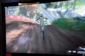 【E3 2011】会場の外でも大掛かりな「SAINTS ROW -THE THIRD-」プロモーションが展開「THQブース」紹介！「W12」「RED FACTION」も登場の画像45