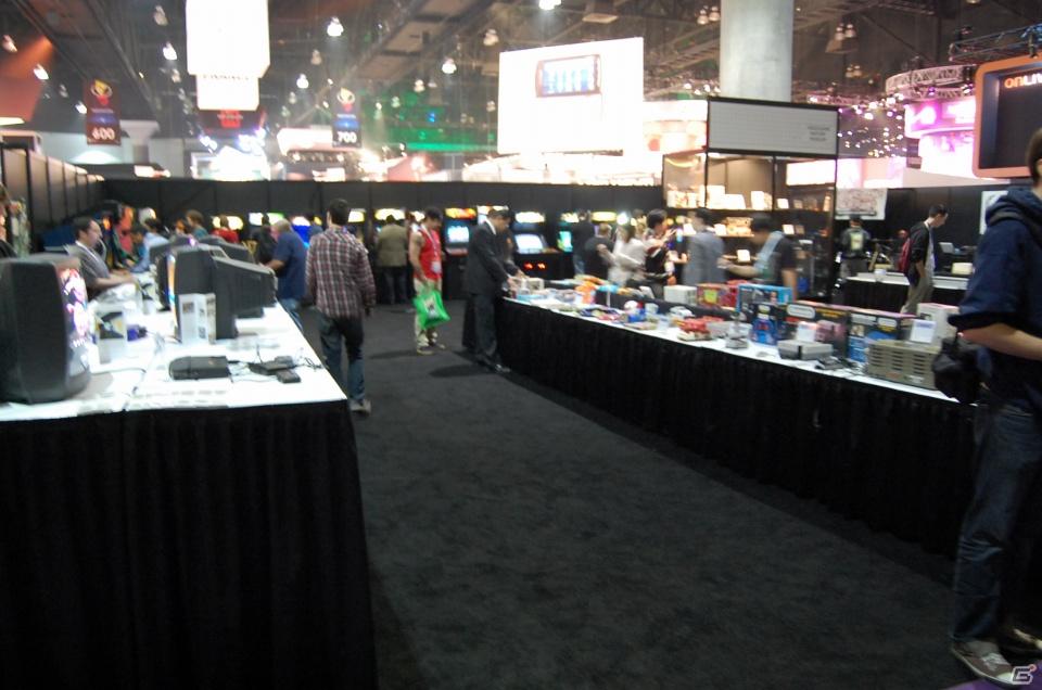 【E3 2011】懐かしのあのゲーム機がなんとプレイアブル！あなどれない展示数「レトロゲームブース」紹介の画像86