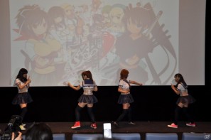 PRユニット「G-FEED」が艶めかしいダンスを披露！にゅうにゅう！3DS「閃乱カグラ -少女達の真影-」「胸躍る！爆乳ハイパー発表会」アキバシアターで開催の画像144