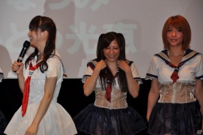 PRユニット「G-FEED」が艶めかしいダンスを披露！にゅうにゅう！3DS「閃乱カグラ -少女達の真影-」「胸躍る！爆乳ハイパー発表会」アキバシアターで開催の画像167