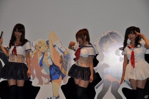PRユニット「G-FEED」が艶めかしいダンスを披露！にゅうにゅう！3DS「閃乱カグラ -少女達の真影-」「胸躍る！爆乳ハイパー発表会」アキバシアターで開催の画像197