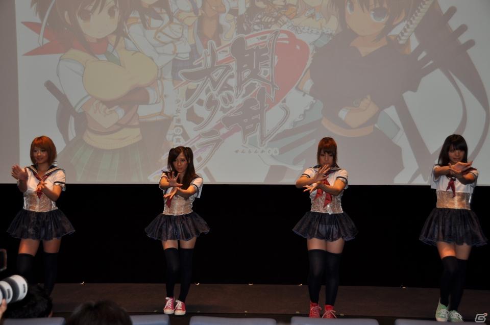 PRユニット「G-FEED」が艶めかしいダンスを披露！にゅうにゅう！3DS「閃乱カグラ -少女達の真影-」「胸躍る！爆乳ハイパー発表会」アキバシアターで開催の画像134