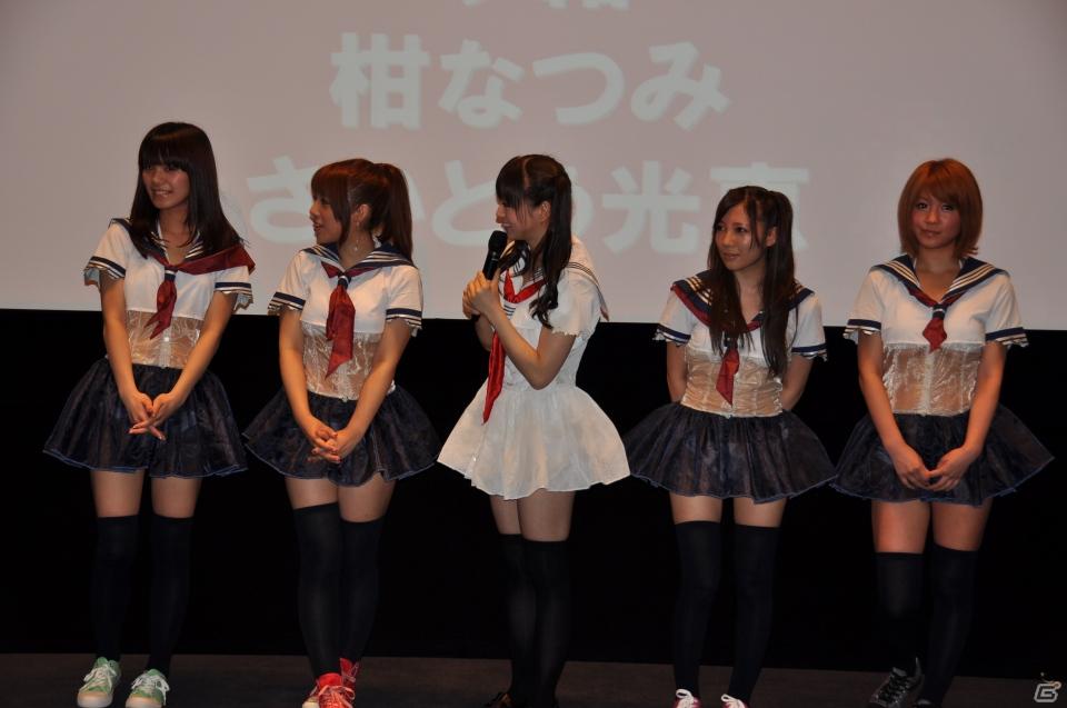 PRユニット「G-FEED」が艶めかしいダンスを披露！にゅうにゅう！3DS「閃乱カグラ -少女達の真影-」「胸躍る！爆乳ハイパー発表会」アキバシアターで開催の画像160