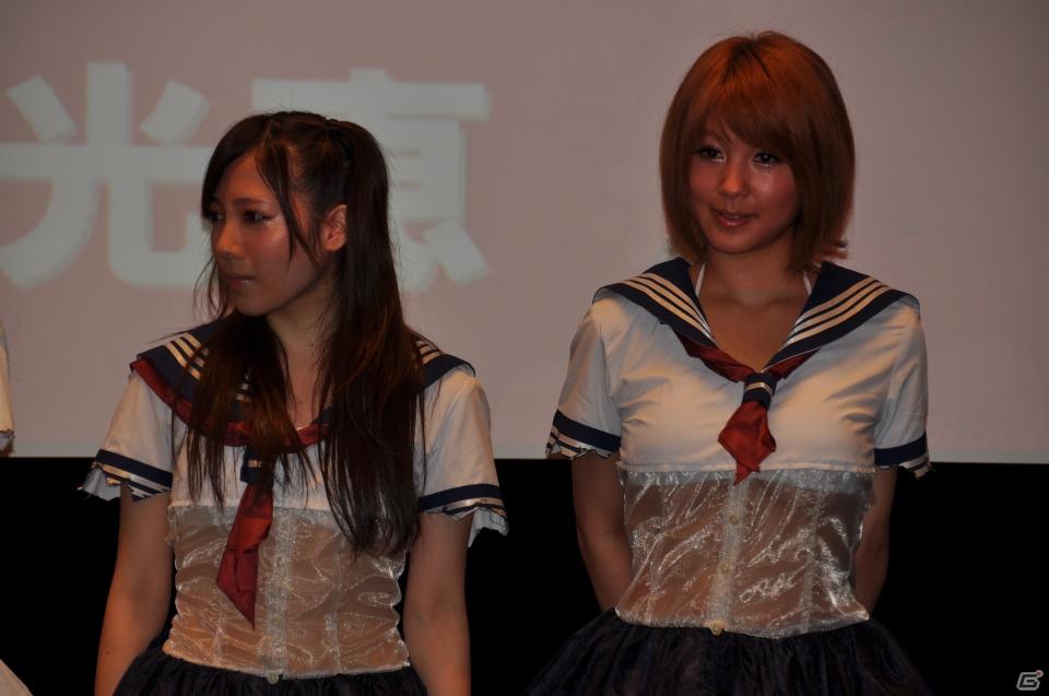 PRユニット「G-FEED」が艶めかしいダンスを披露！にゅうにゅう！3DS「閃乱カグラ -少女達の真影-」「胸躍る！爆乳ハイパー発表会」アキバシアターで開催の画像163