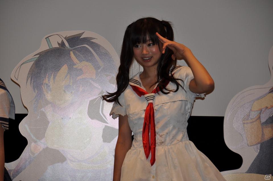 PRユニット「G-FEED」が艶めかしいダンスを披露！にゅうにゅう！3DS「閃乱カグラ -少女達の真影-」「胸躍る！爆乳ハイパー発表会」アキバシアターで開催の画像198