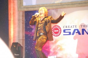 影山ヒロノブさん＆NoBさんによる迫力のライブ！アニメーションで魅せる演出も光る「CR聖闘士星矢」新機種発表会の模様をお届けの画像104