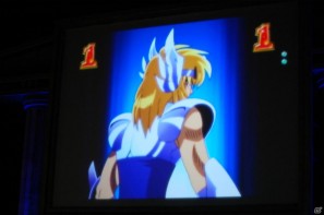 影山ヒロノブさん＆NoBさんによる迫力のライブ！アニメーションで魅せる演出も光る「CR聖闘士星矢」新機種発表会の模様をお届けの画像75