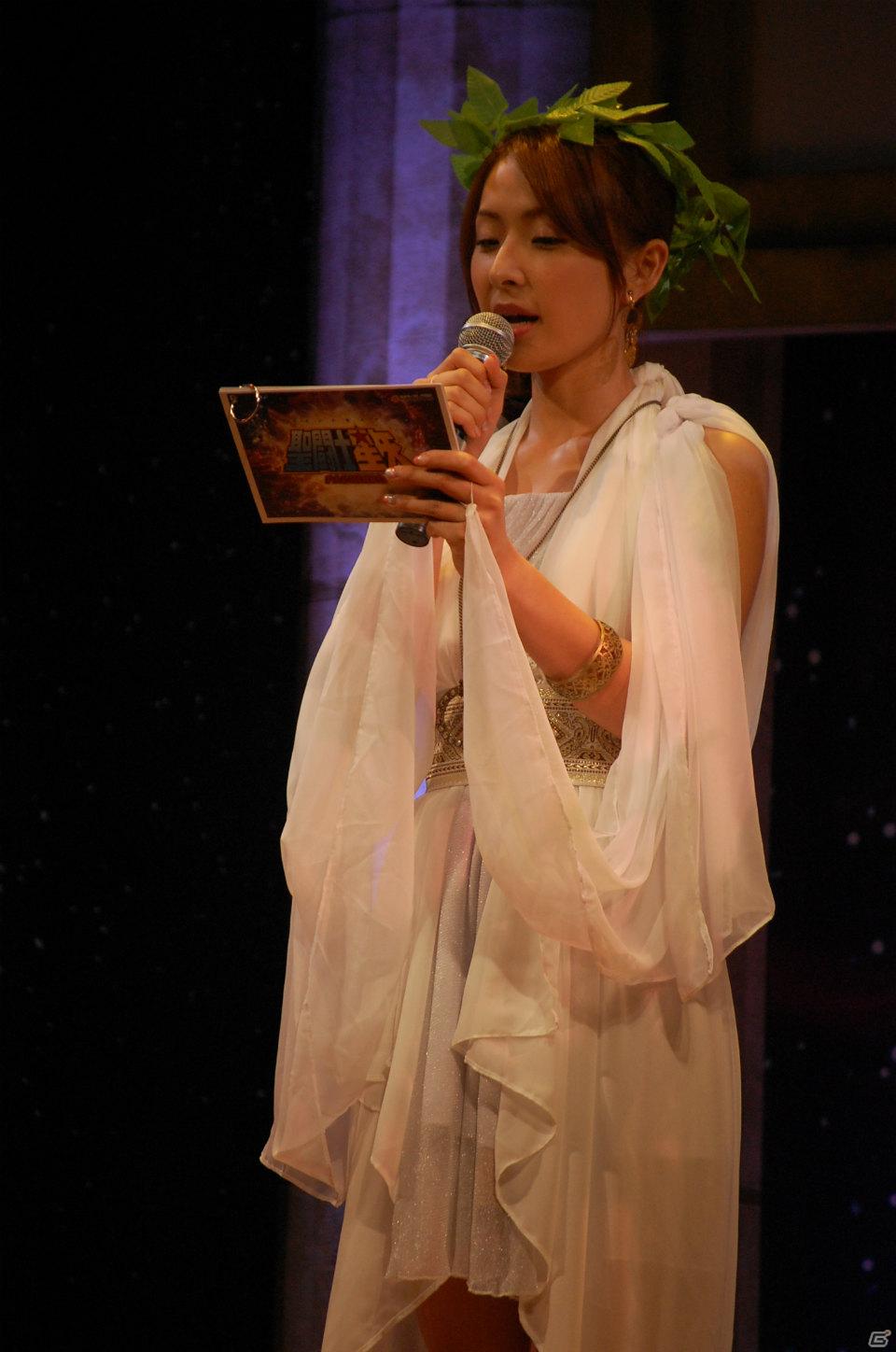 影山ヒロノブさん＆NoBさんによる迫力のライブ！アニメーションで魅せる演出も光る「CR聖闘士星矢」新機種発表会の模様をお届けの画像92