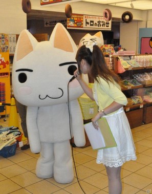 みんなに会えてうれしいニャ！「トロのおみせ 東京キャラクターストリート出張所 ～ドーナツでパニックなのニャ！～」オープン記念イベントレポートの画像2
