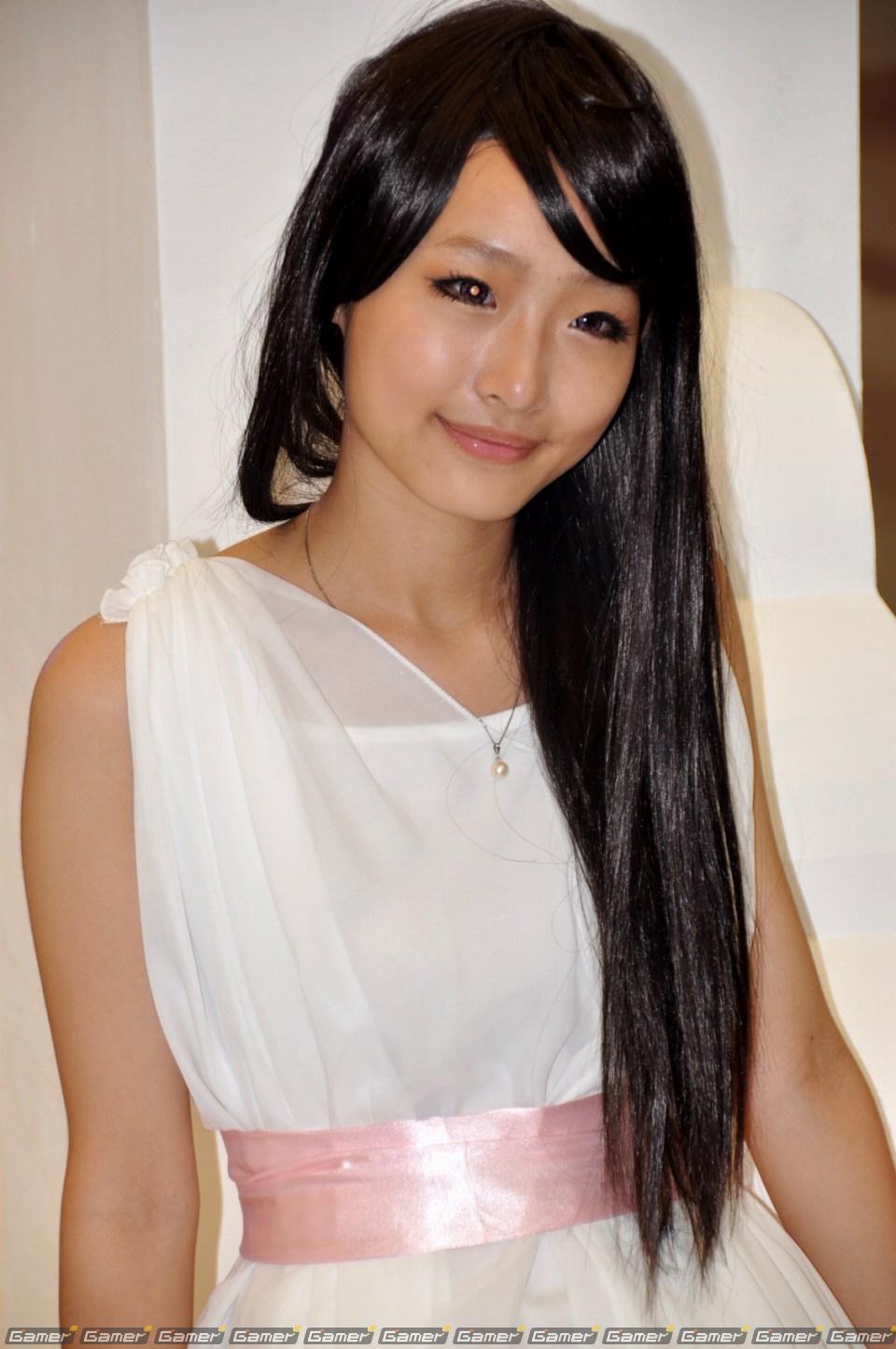 【ChinaJoy 2011】ある意味「ガールズショウ」！？正統派、お姉さん系からコスプレまでたっぷりどうぞ！写真で見るコンパニオン特集：前編の画像140