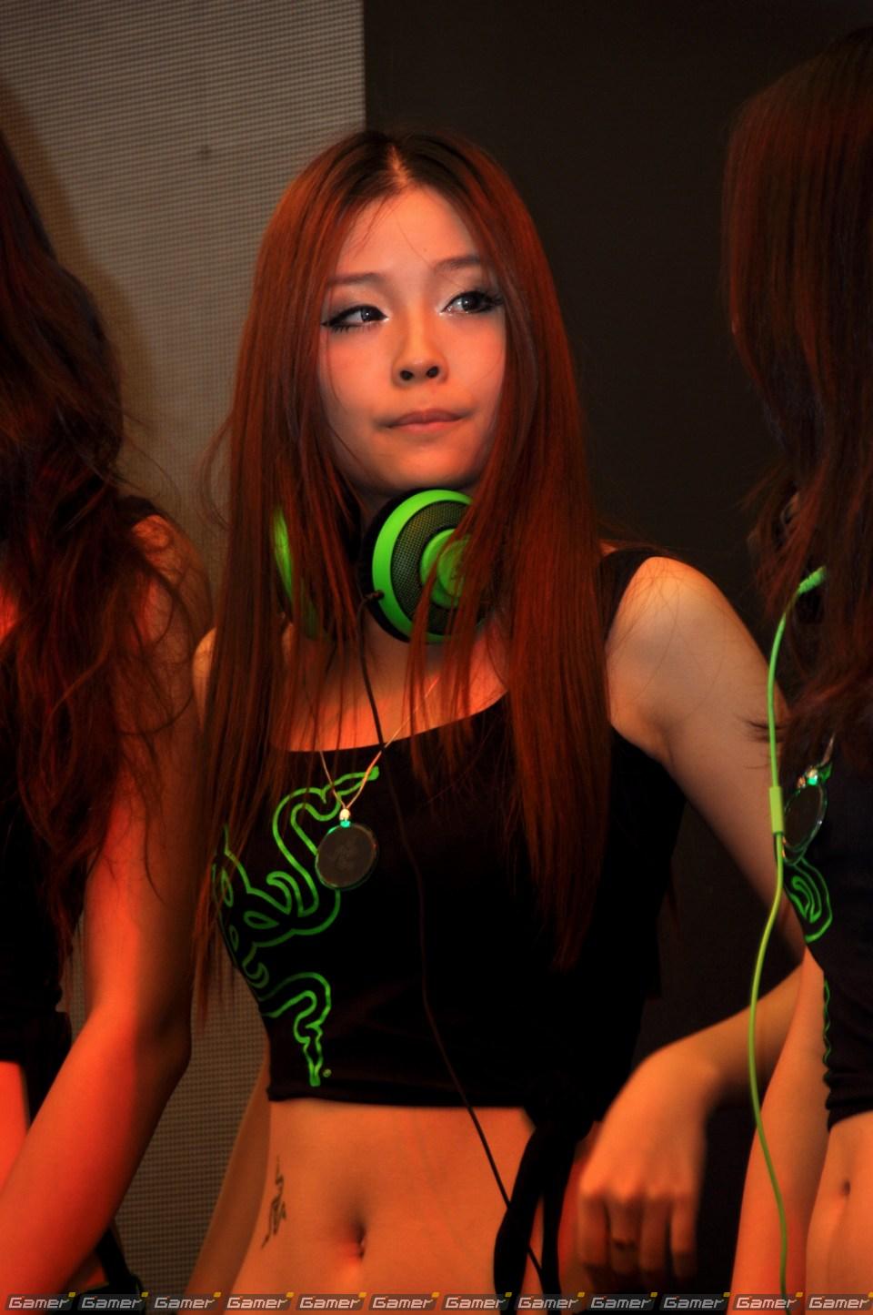 【ChinaJoy 2011】ある意味「ガールズショウ」！？正統派、お姉さん系からコスプレまでたっぷりどうぞ！写真で見るコンパニオン特集：前編の画像163