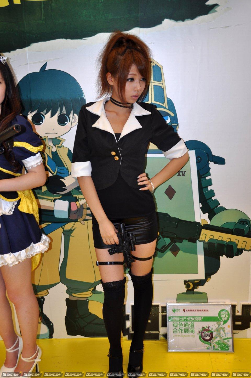【ChinaJoy 2011】ある意味「ガールズショウ」！？正統派、お姉さん系からコスプレまでたっぷりどうぞ！写真で見るコンパニオン特集：前編の画像243