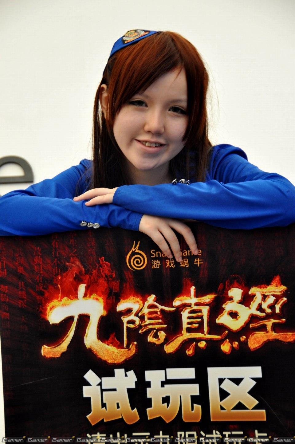 【ChinaJoy 2011】ある意味「ガールズショウ」！？正統派、お姉さん系からコスプレまでたっぷりどうぞ！写真で見るコンパニオン特集：前編の画像81