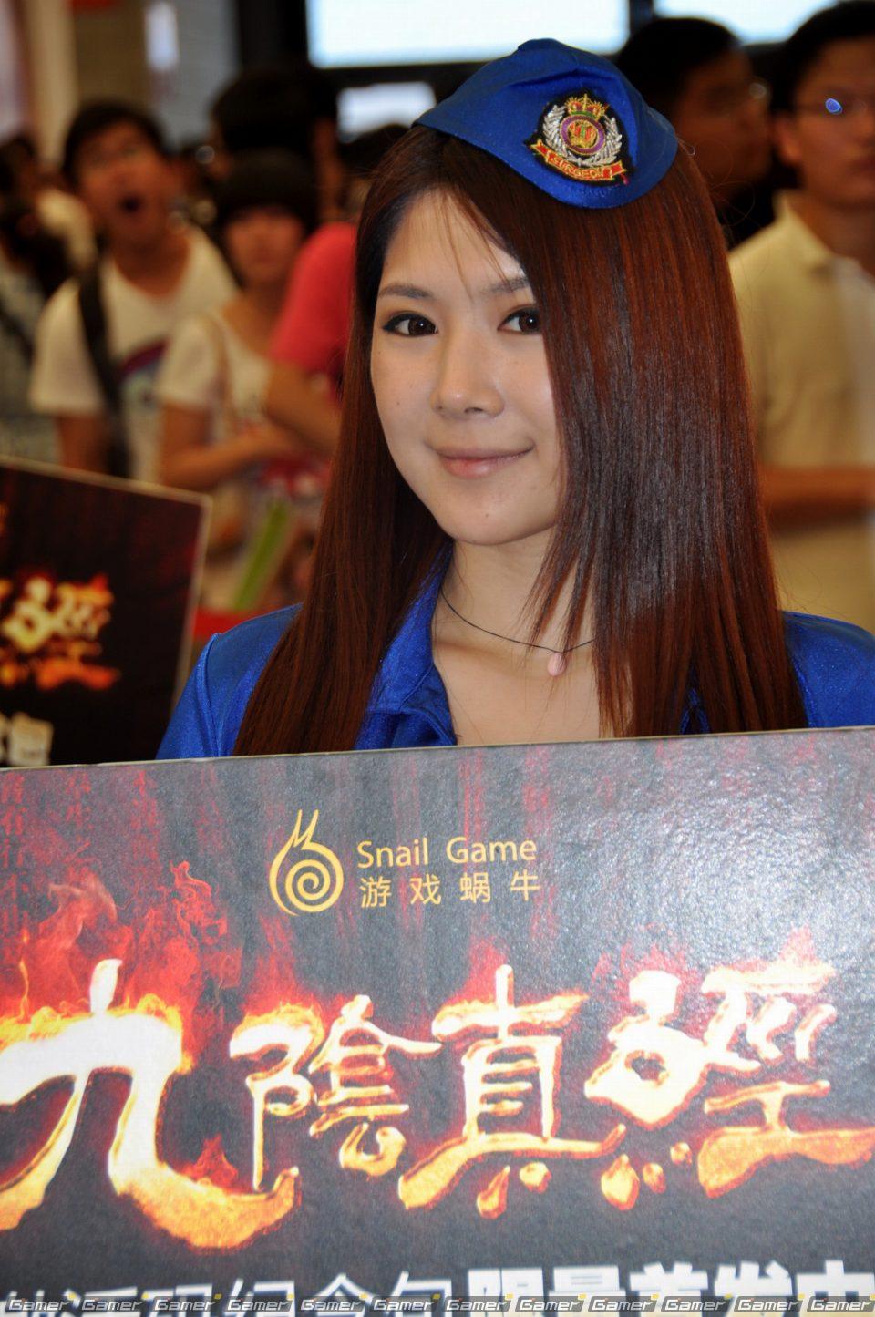 【ChinaJoy 2011】ある意味「ガールズショウ」！？正統派、お姉さん系からコスプレまでたっぷりどうぞ！写真で見るコンパニオン特集：前編の画像83