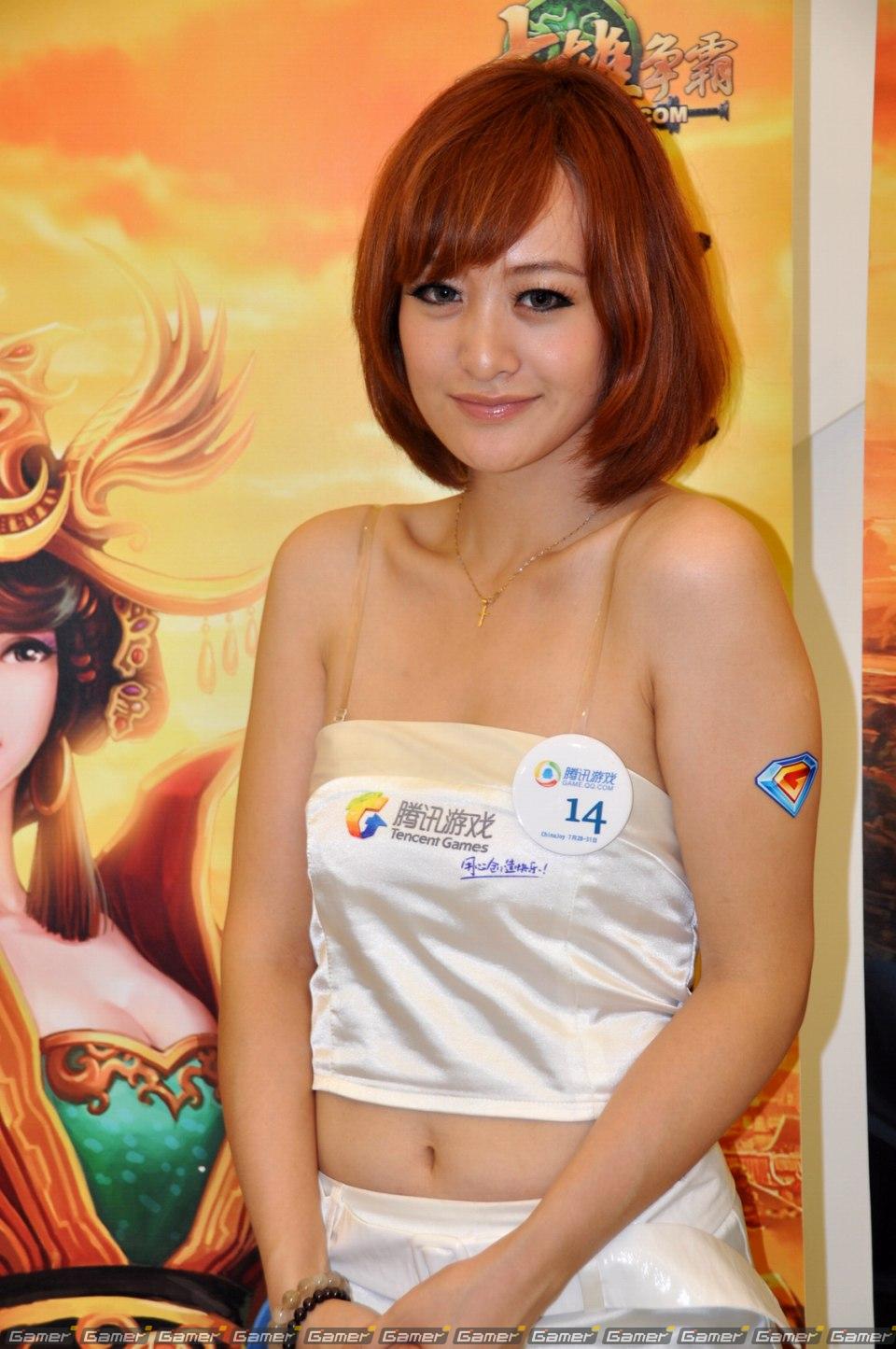 【ChinaJoy 2011】ある意味「ガールズショウ」！？正統派、お姉さん系からコスプレまでたっぷりどうぞ！写真で見るコンパニオン特集：前編の画像93