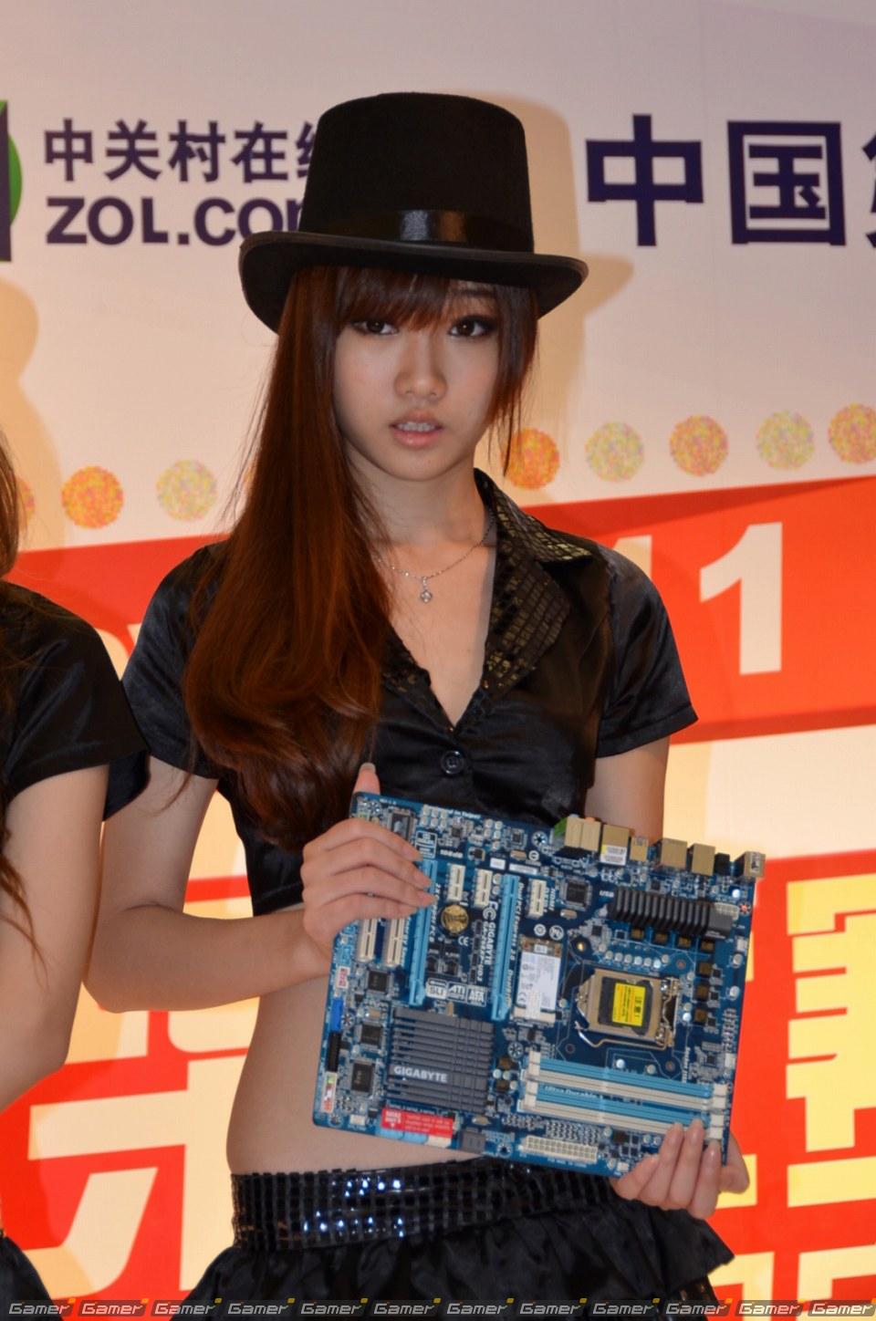 【ChinaJoy 2011】ダンスや寸劇もレベルが高い！現地のカメラマンも汗ダクで追いかける！写真で見るコンパニオン特集：後編の画像20