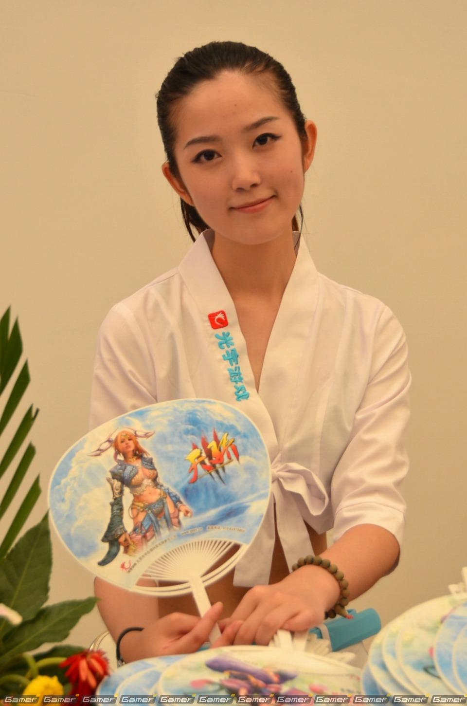 【ChinaJoy 2011】ダンスや寸劇もレベルが高い！現地のカメラマンも汗ダクで追いかける！写真で見るコンパニオン特集：後編の画像228
