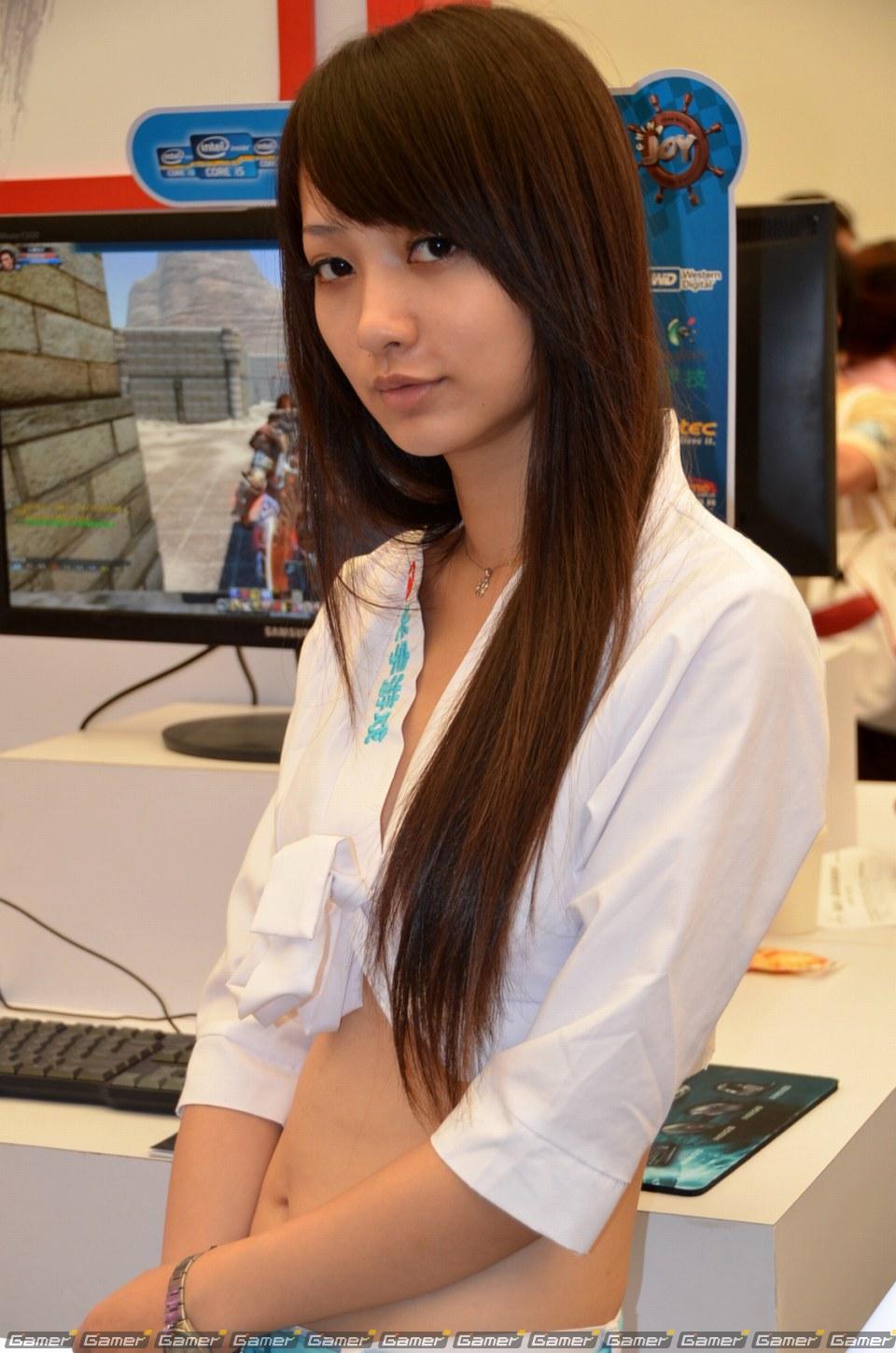 【ChinaJoy 2011】ダンスや寸劇もレベルが高い！現地のカメラマンも汗ダクで追いかける！写真で見るコンパニオン特集：後編の画像254