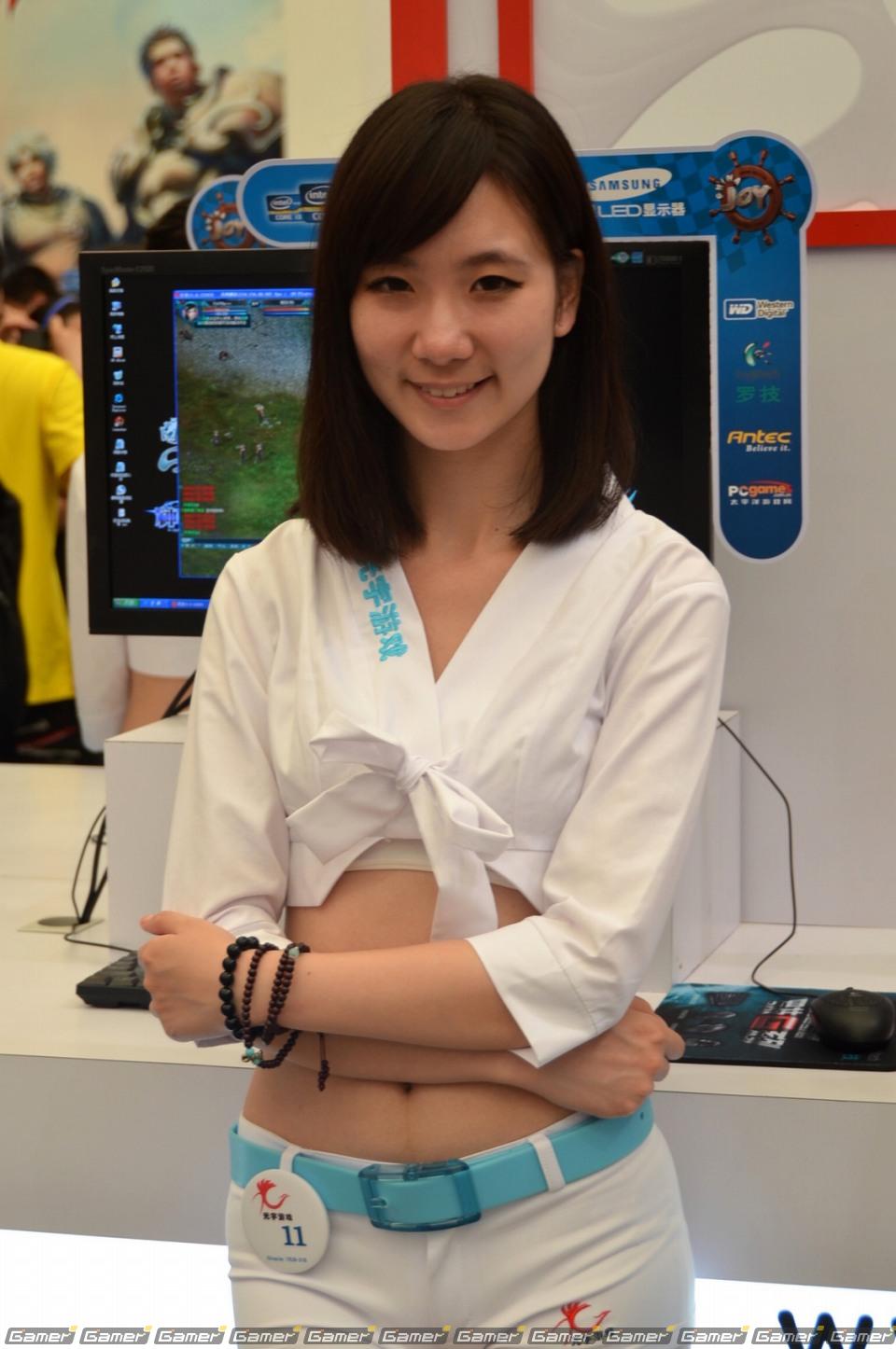 【ChinaJoy 2011】ダンスや寸劇もレベルが高い！現地のカメラマンも汗ダクで追いかける！写真で見るコンパニオン特集：後編の画像260