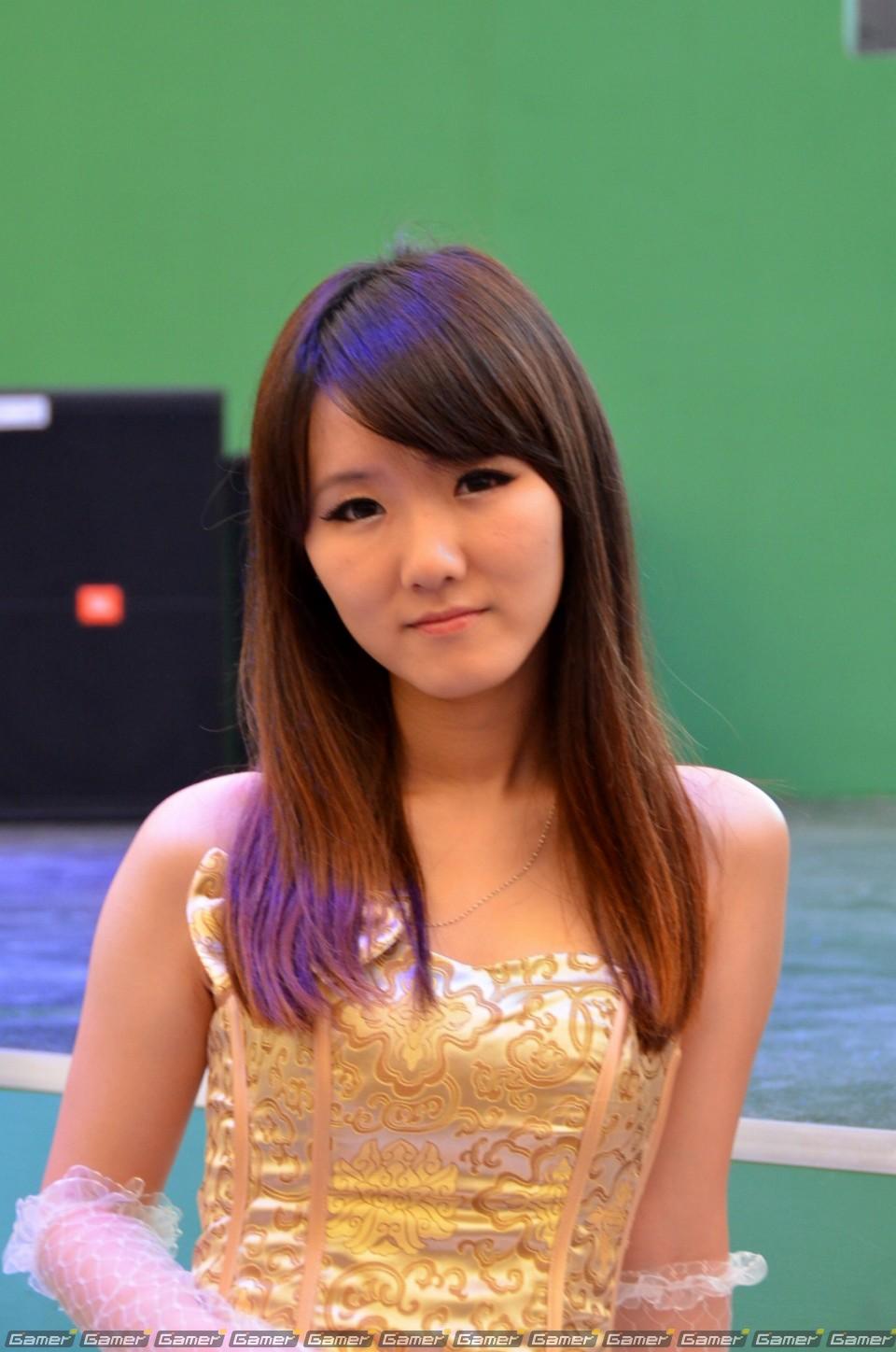 【ChinaJoy 2011】ダンスや寸劇もレベルが高い！現地のカメラマンも汗ダクで追いかける！写真で見るコンパニオン特集：後編の画像50