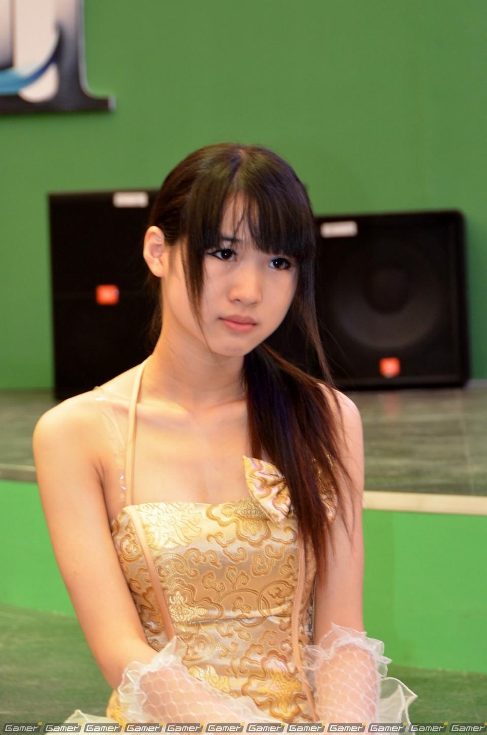 【ChinaJoy 2011】ダンスや寸劇もレベルが高い！現地のカメラマンも汗ダクで追いかける！写真で見るコンパニオン特集：後編の画像52