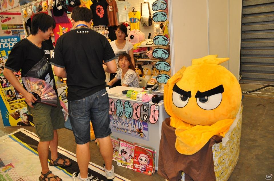 【ChinaJoy 2011】写真で見る！熱気ムンムンの会場内フォトギャラリー＆舞台裏が垣間見える？おもしろ画像もちょっぴり紹介の画像110