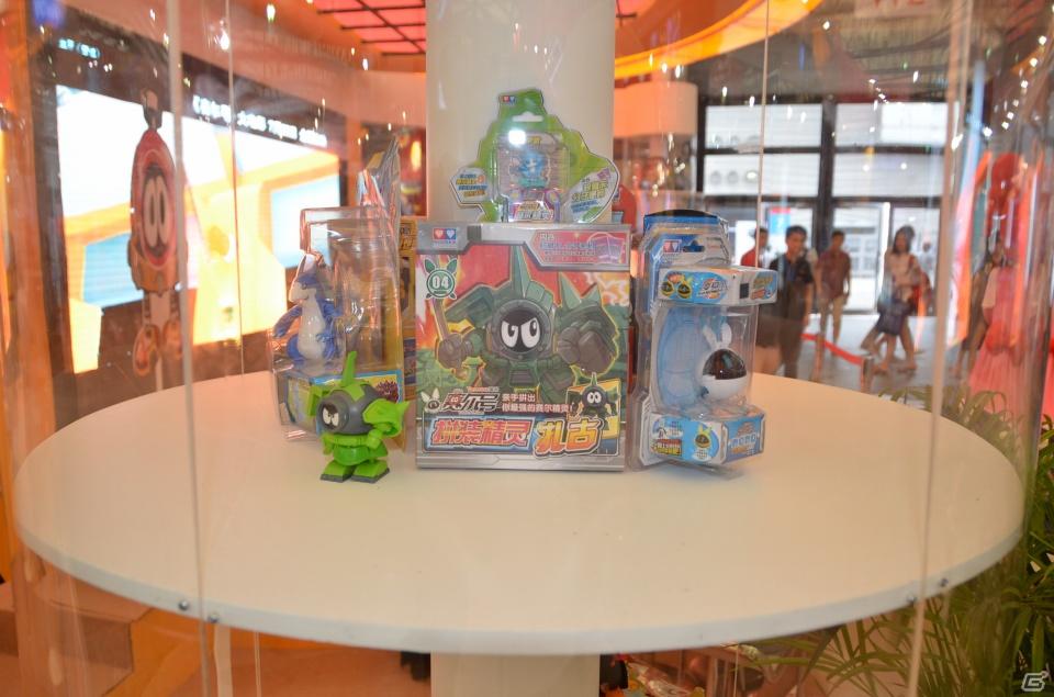 【ChinaJoy 2011】写真で見る！熱気ムンムンの会場内フォトギャラリー＆舞台裏が垣間見える？おもしろ画像もちょっぴり紹介の画像118