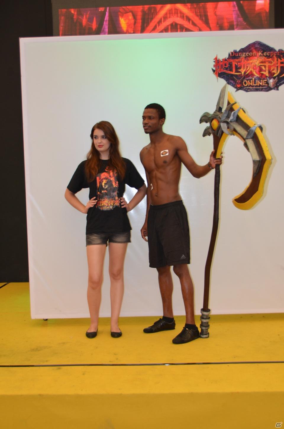 【ChinaJoy 2011】写真で見る！熱気ムンムンの会場内フォトギャラリー＆舞台裏が垣間見える？おもしろ画像もちょっぴり紹介の画像123