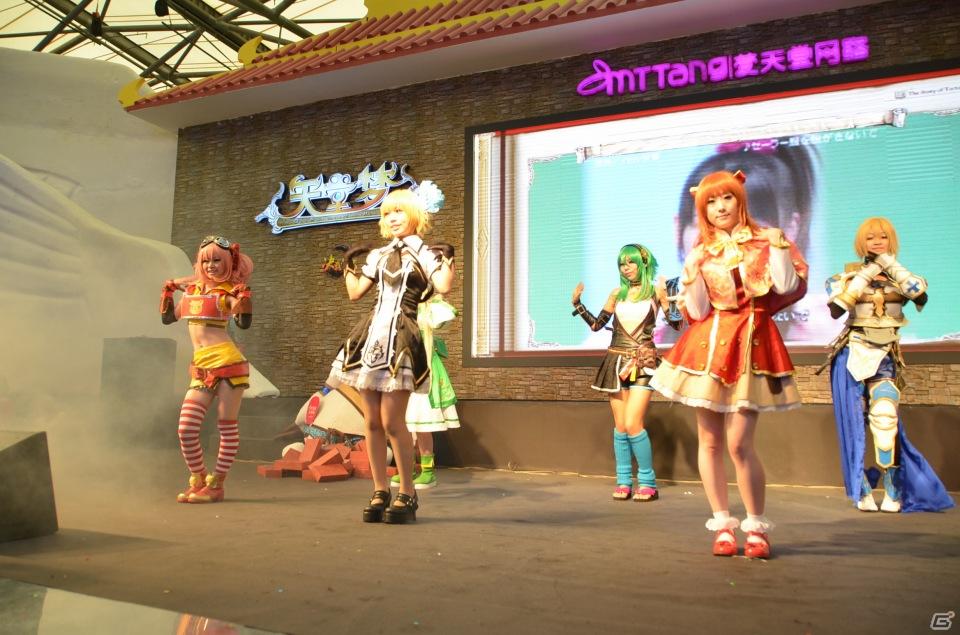 【ChinaJoy 2011】写真で見る！熱気ムンムンの会場内フォトギャラリー＆舞台裏が垣間見える？おもしろ画像もちょっぴり紹介の画像130