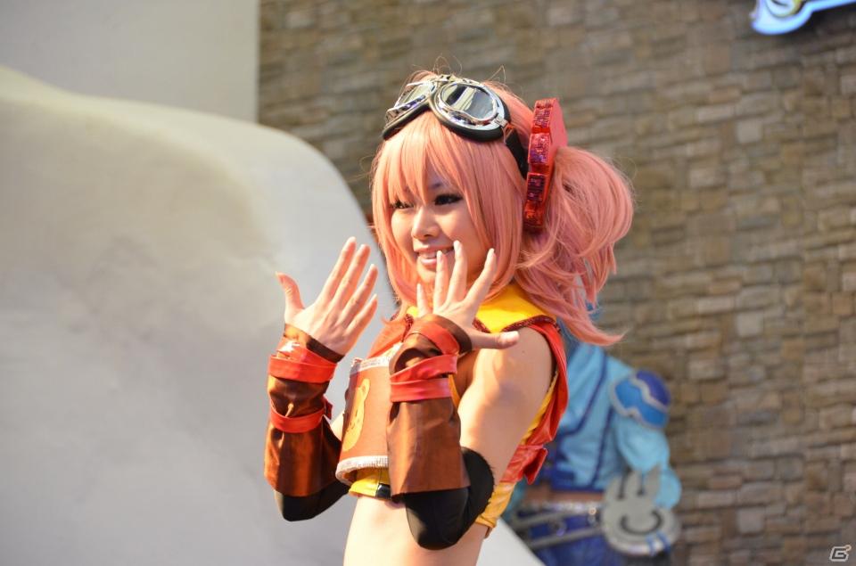 【ChinaJoy 2011】写真で見る！熱気ムンムンの会場内フォトギャラリー＆舞台裏が垣間見える？おもしろ画像もちょっぴり紹介の画像146