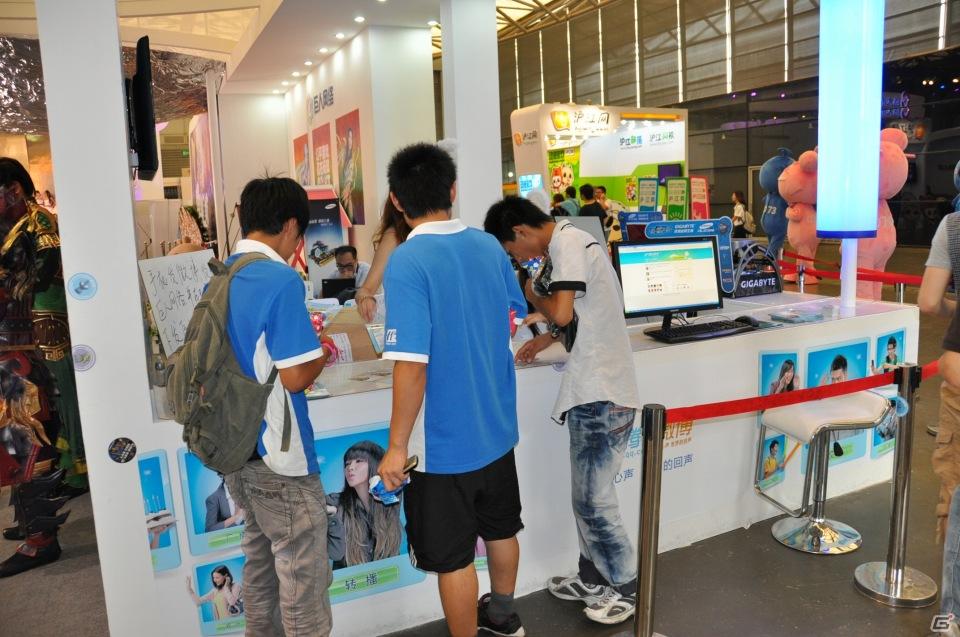 【ChinaJoy 2011】写真で見る！熱気ムンムンの会場内フォトギャラリー＆舞台裏が垣間見える？おもしろ画像もちょっぴり紹介の画像188