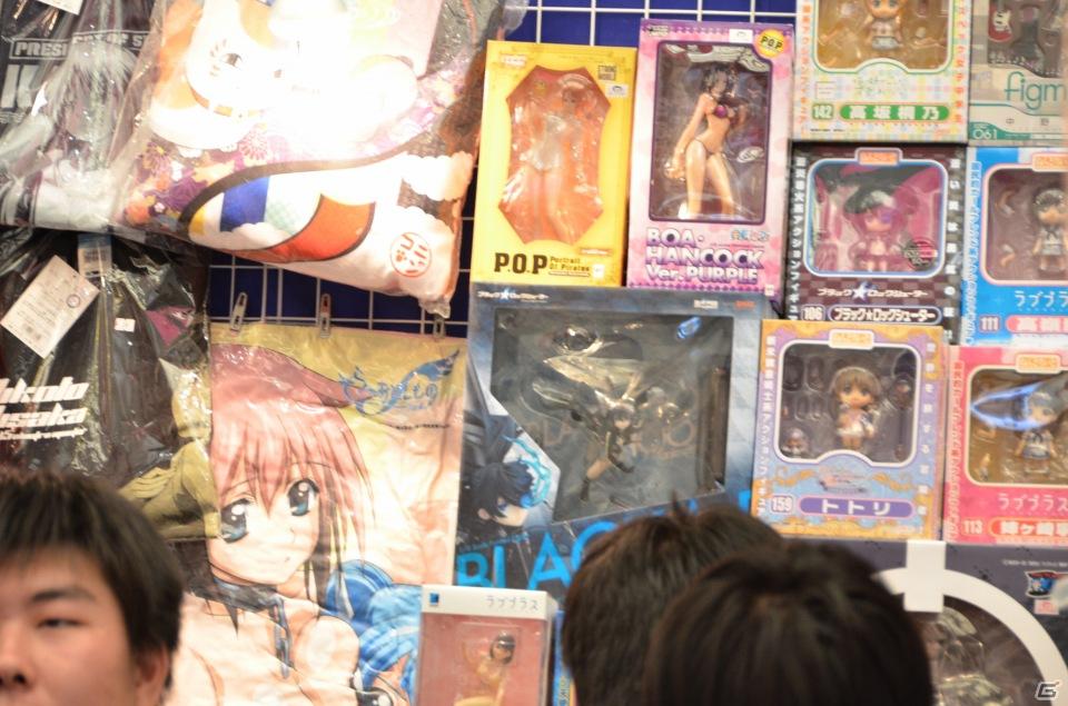 【ChinaJoy 2011】写真で見る！熱気ムンムンの会場内フォトギャラリー＆舞台裏が垣間見える？おもしろ画像もちょっぴり紹介の画像209