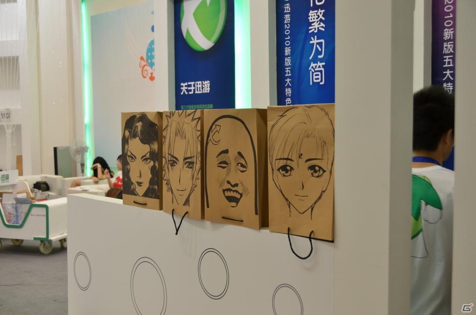 【ChinaJoy 2011】写真で見る！熱気ムンムンの会場内フォトギャラリー＆舞台裏が垣間見える？おもしろ画像もちょっぴり紹介の画像211