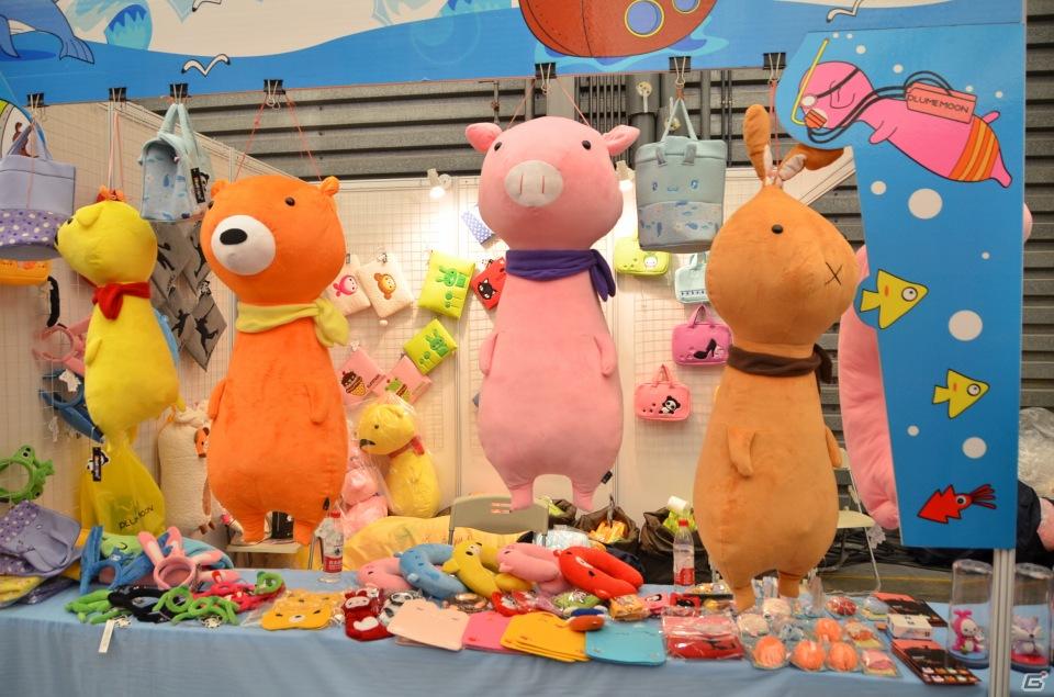 【ChinaJoy 2011】写真で見る！熱気ムンムンの会場内フォトギャラリー＆舞台裏が垣間見える？おもしろ画像もちょっぴり紹介の画像231
