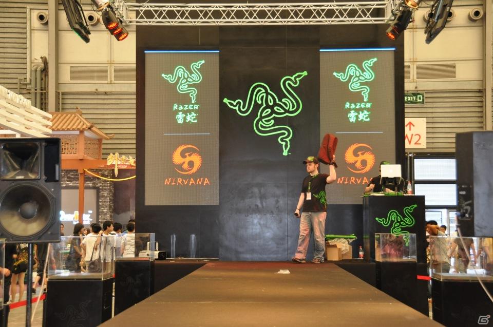 【ChinaJoy 2011】写真で見る！熱気ムンムンの会場内フォトギャラリー＆舞台裏が垣間見える？おもしろ画像もちょっぴり紹介の画像234