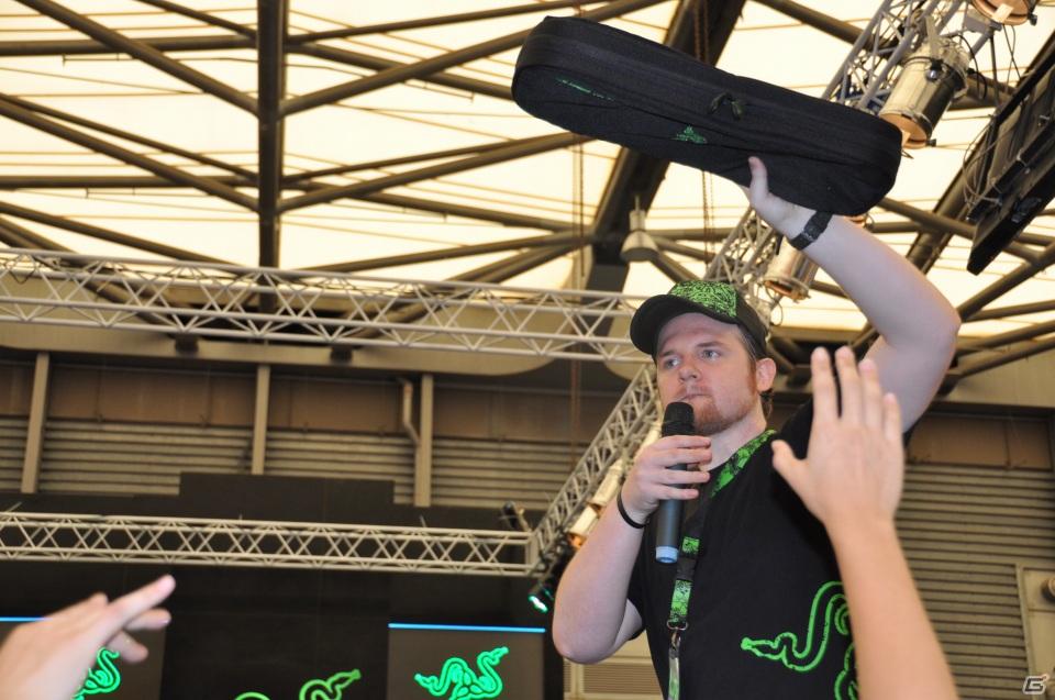 【ChinaJoy 2011】写真で見る！熱気ムンムンの会場内フォトギャラリー＆舞台裏が垣間見える？おもしろ画像もちょっぴり紹介の画像237